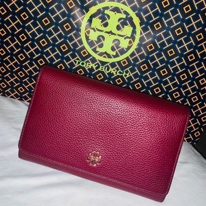 Nwt!  Tory Burch Carter chain wallet crossbody
